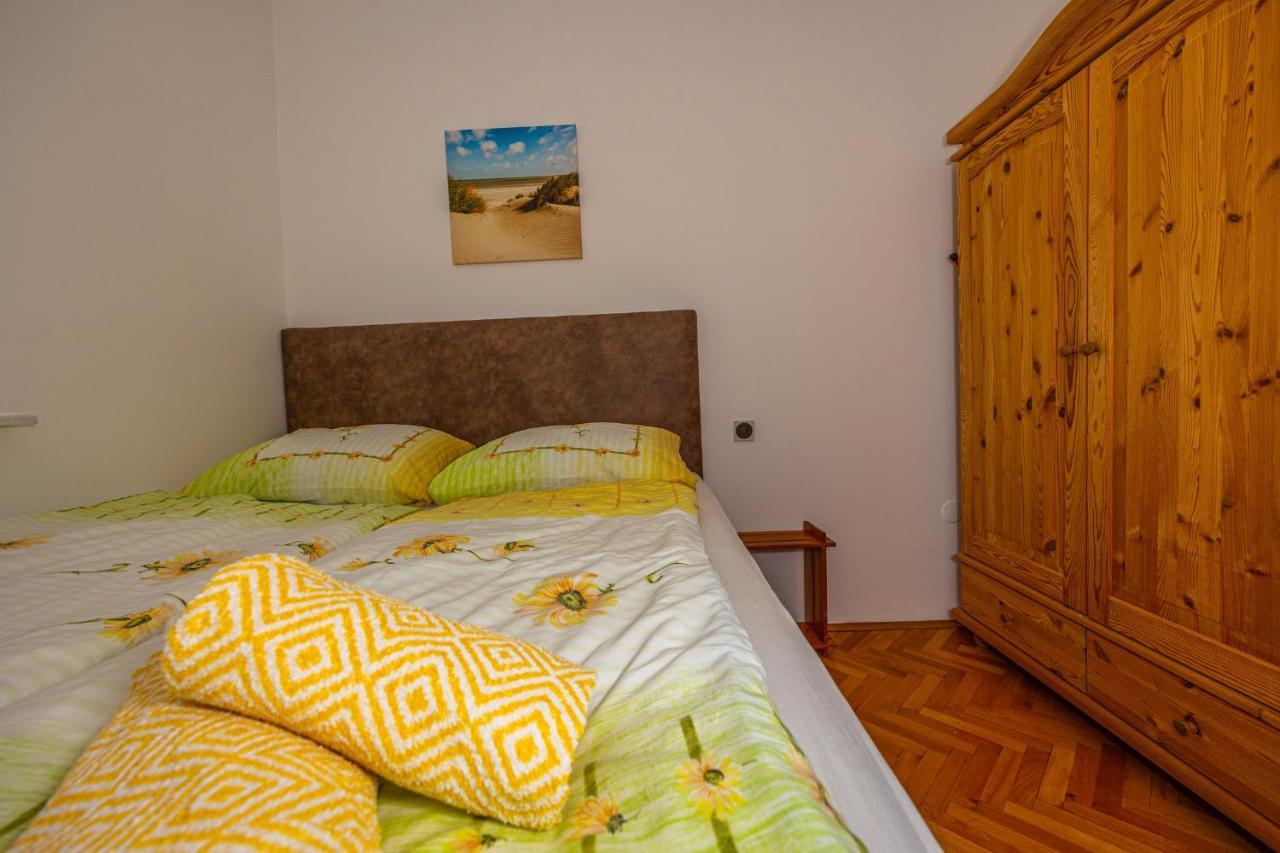 Apartment Svjetlana Dramalj Kültér fotó